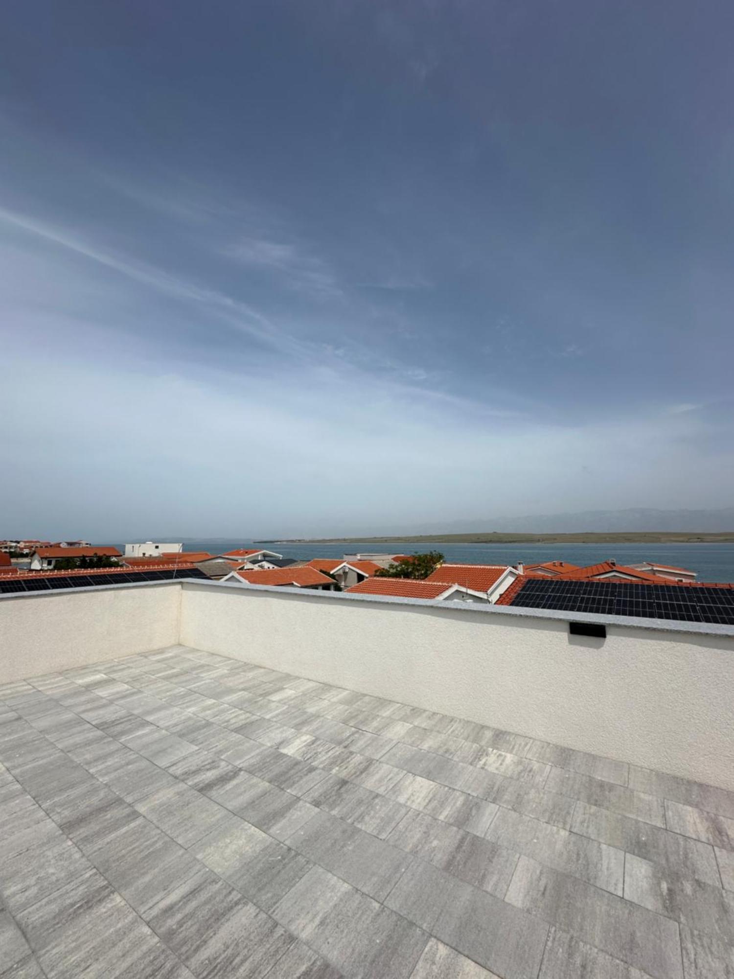 Monachus Apartments วีร์ ภายนอก รูปภาพ