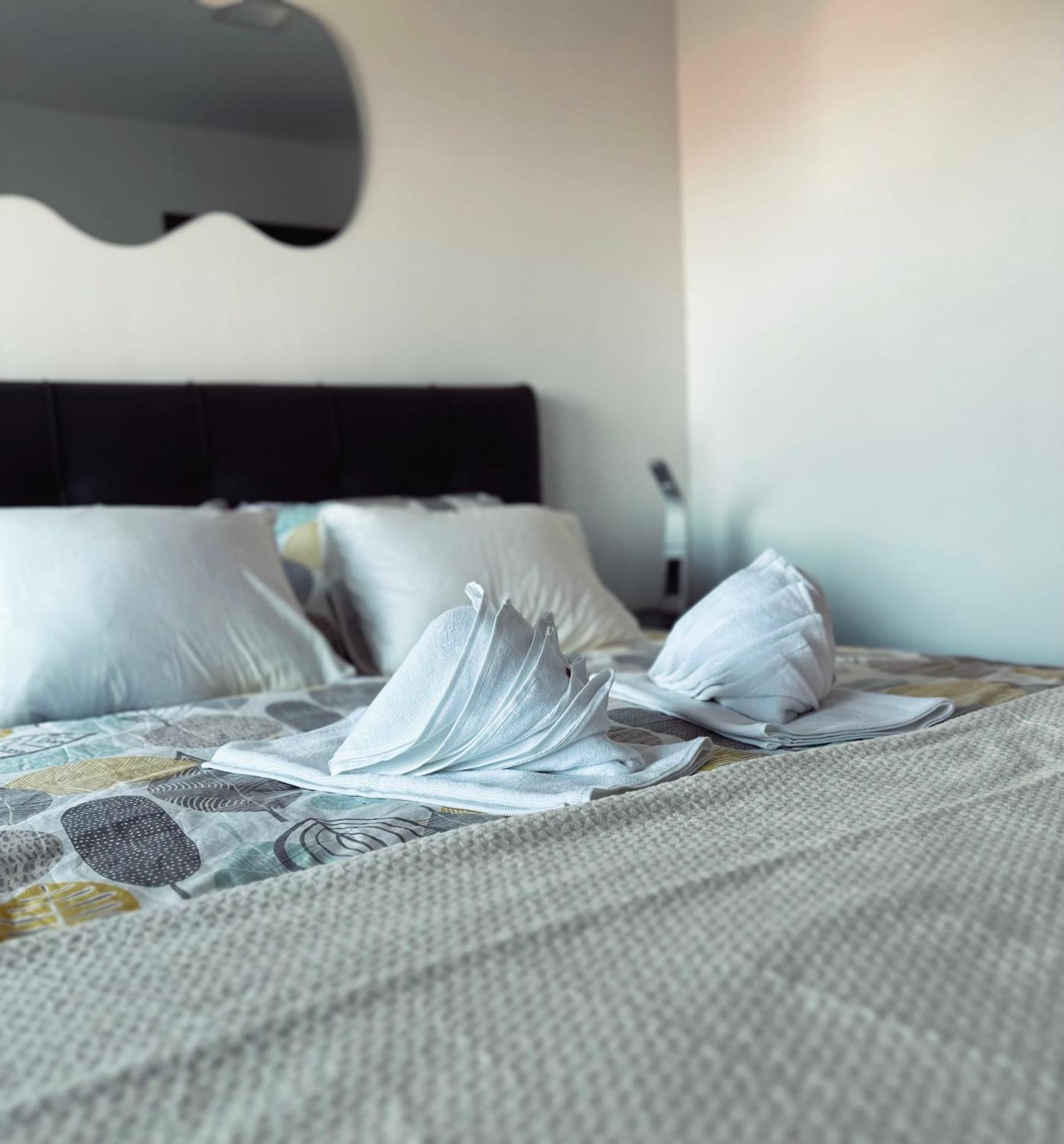 Monachus Apartments วีร์ ภายนอก รูปภาพ